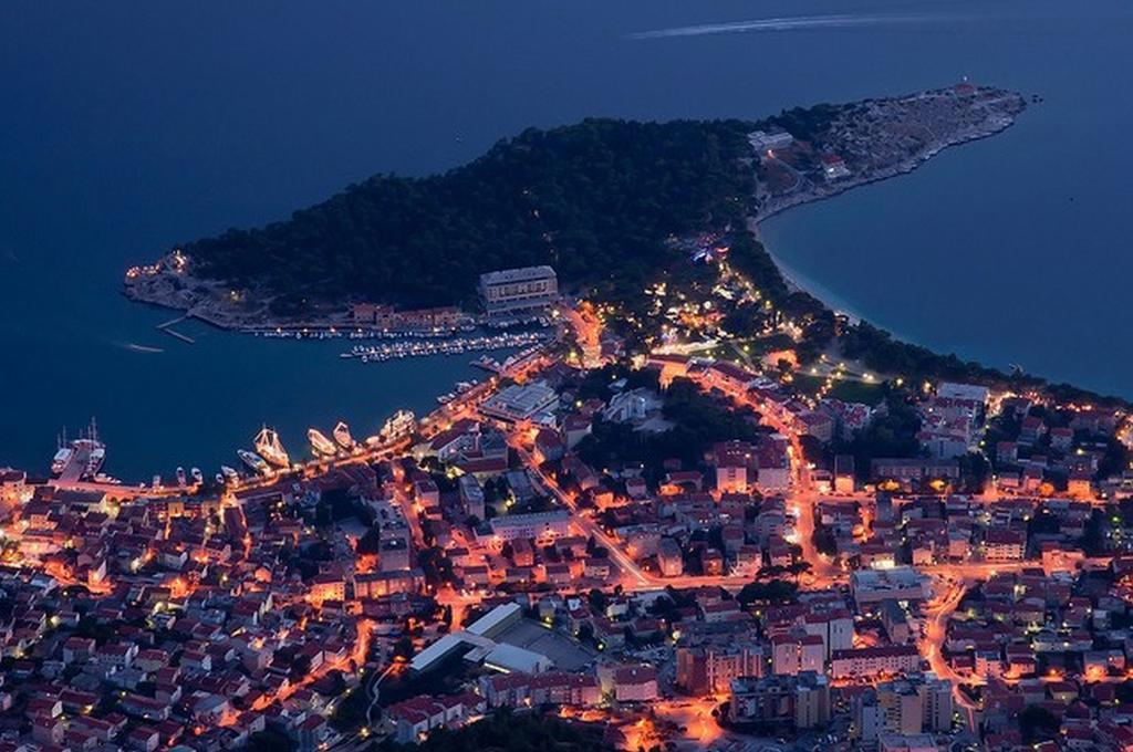 Apartments Issa Makarska Exterior foto