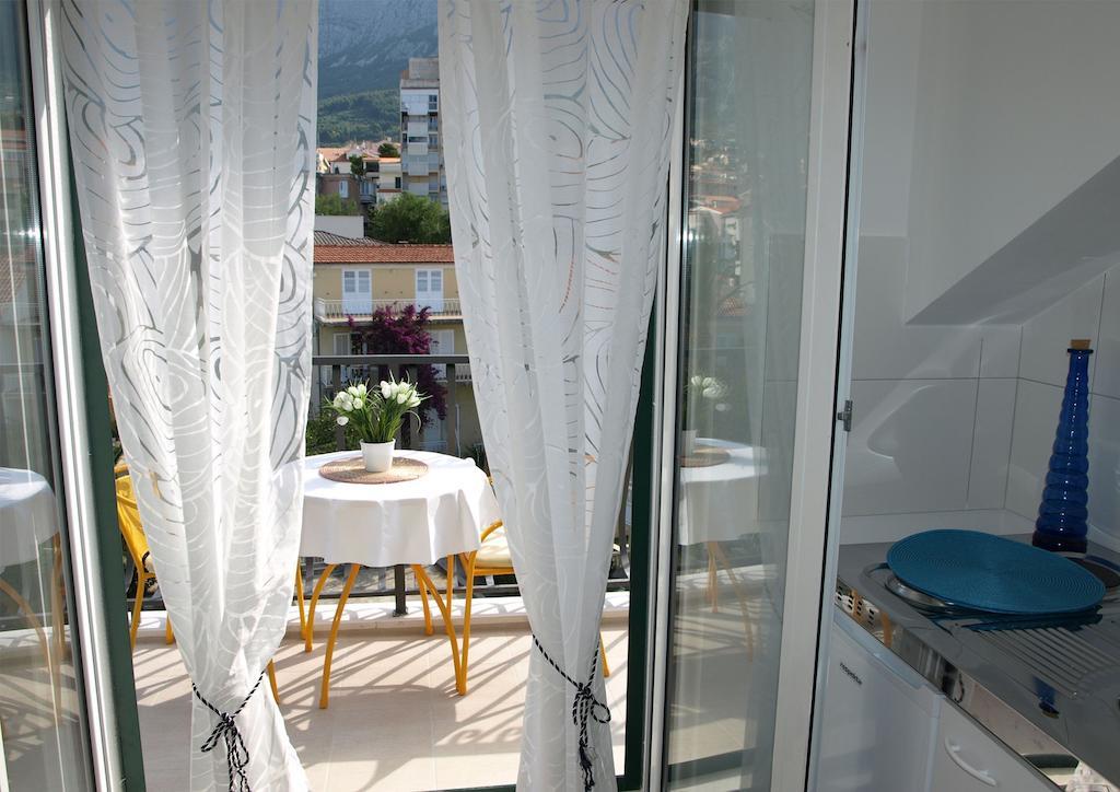 Apartments Issa Makarska Habitación foto